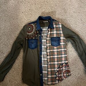 Desigual Unique Women’s Embroidered Patterned Button-Up Shirt